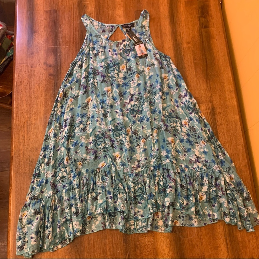 Charlie Paige NWT small/medium Blue and White Dress Ruffled Shark Bite Hem